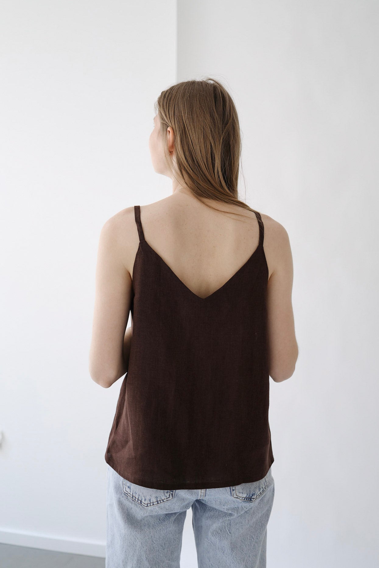 Ľanový 'V' top GUST