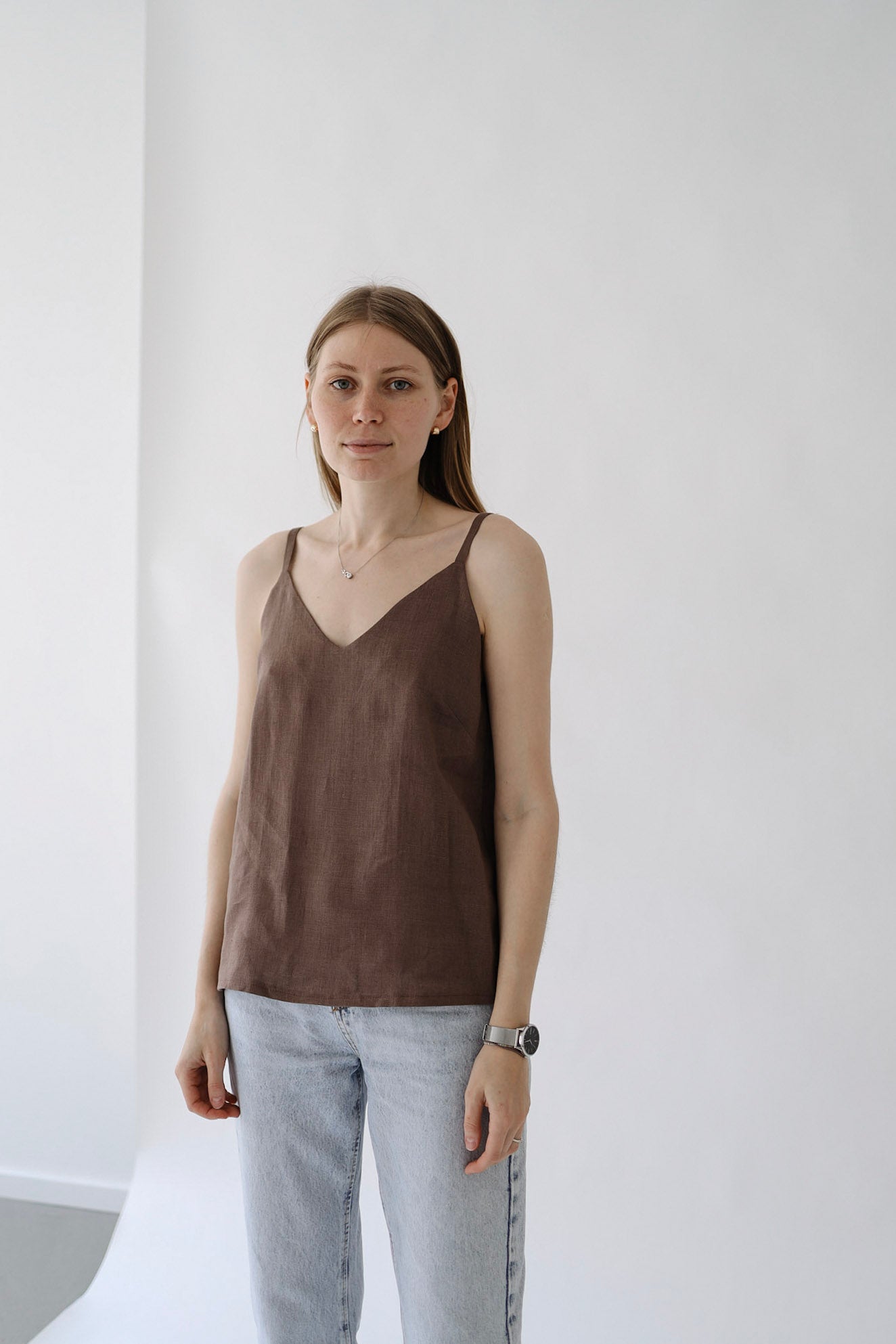 Ľanový 'V' top GUST