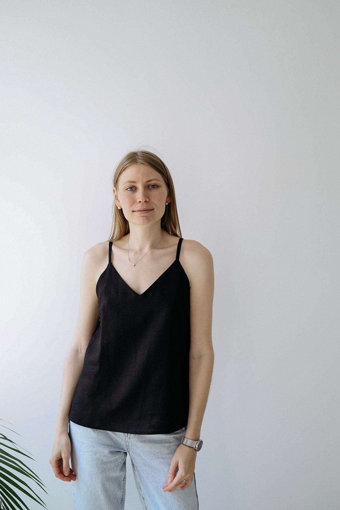 Ľanový 'V' top GUST