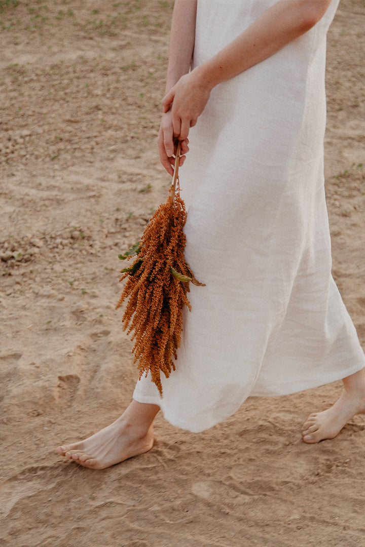 open-back-dress-linen-white-gust3.jpg