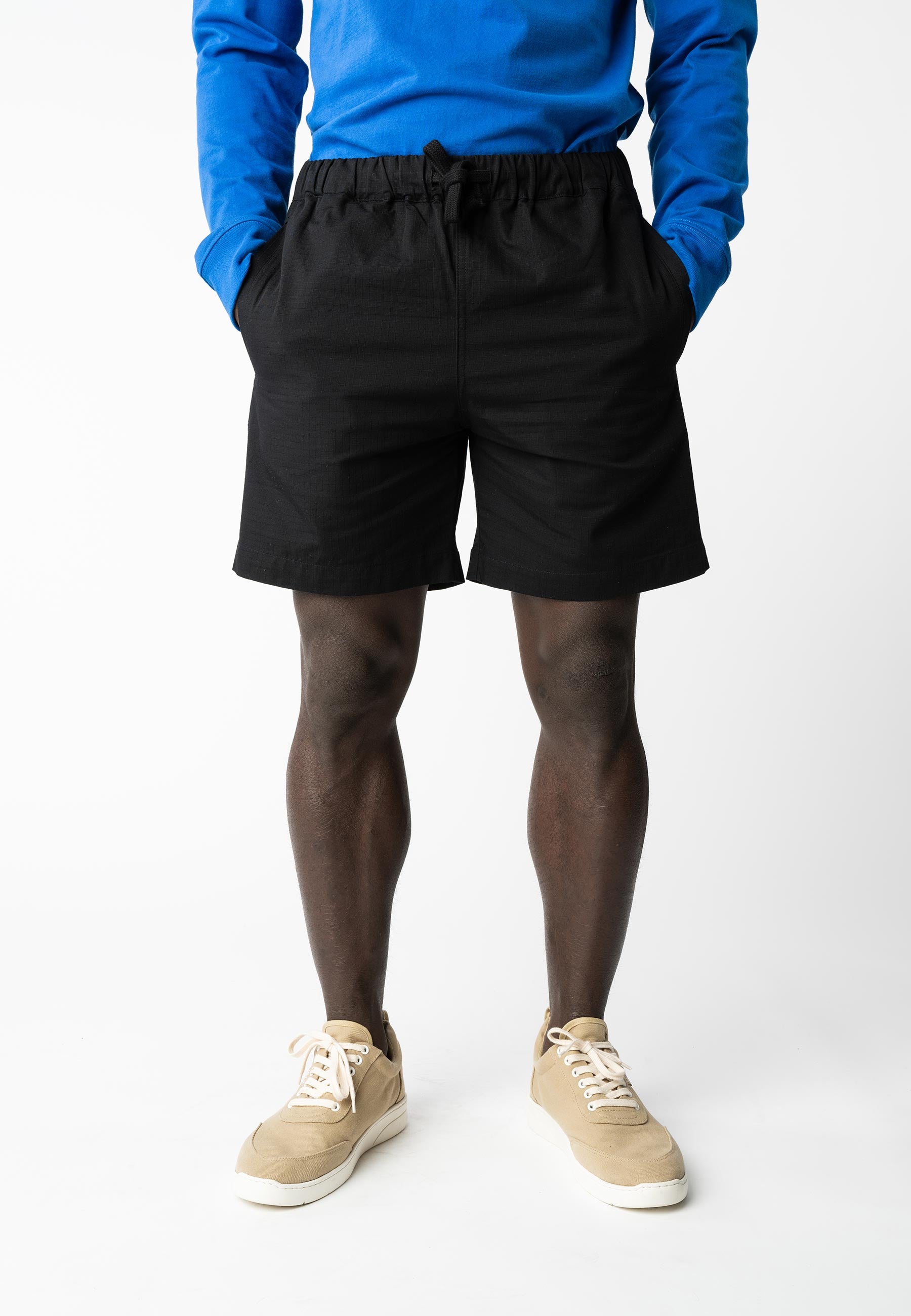 Bangoura_Shorts_black_01.jpg