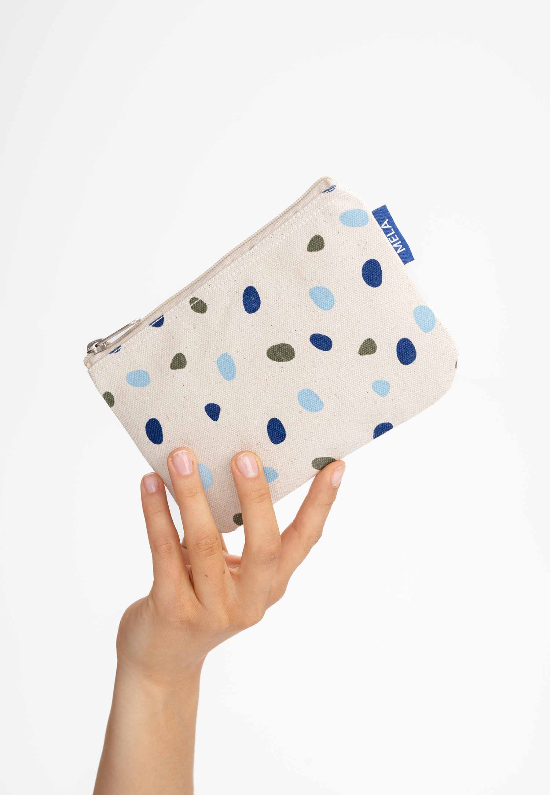 Small Pouch_greige blue dots_01.jpg