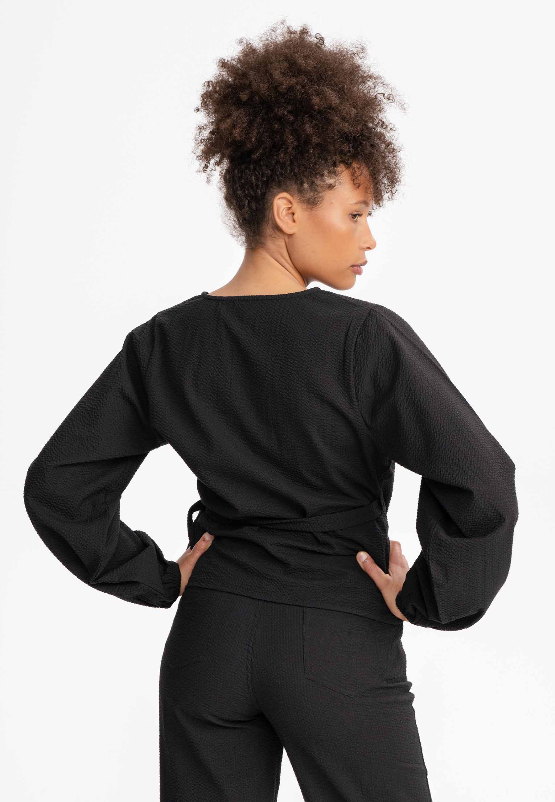 Lilam_Wrap Blouse_black seersucker_02.jpg