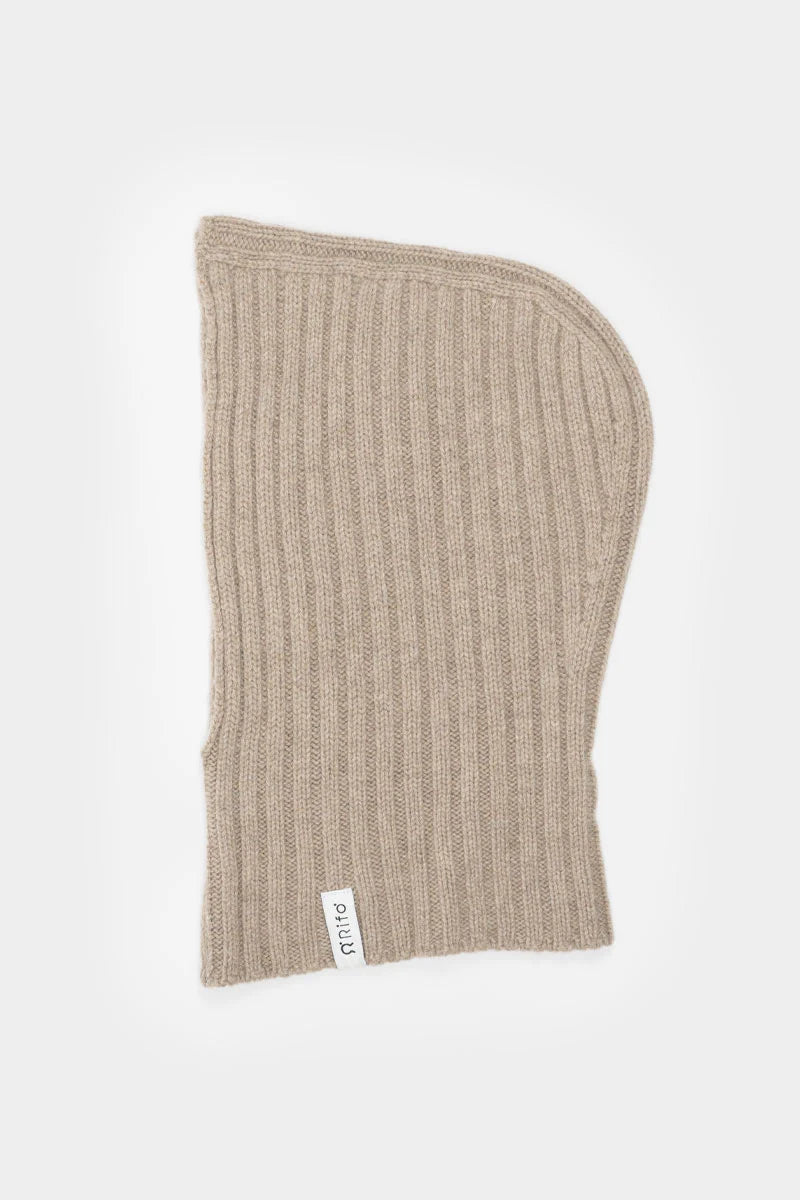 Recycled-cashmere-balaclava-Arsenio-beige_800x1200_crop_center.jpg.webp