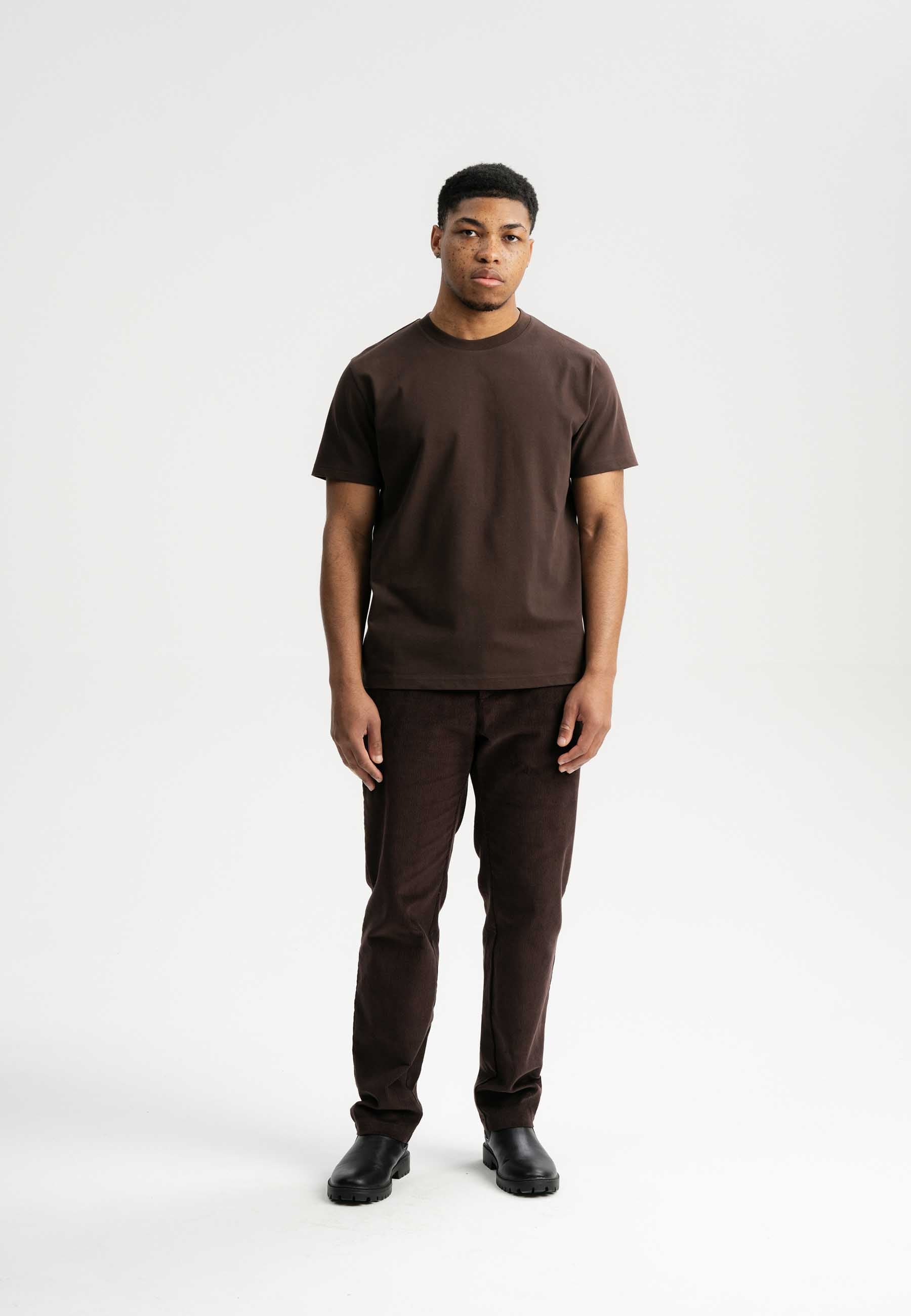 Pravin_Heavy Weight T-Shirt_dark brown_03.jpg