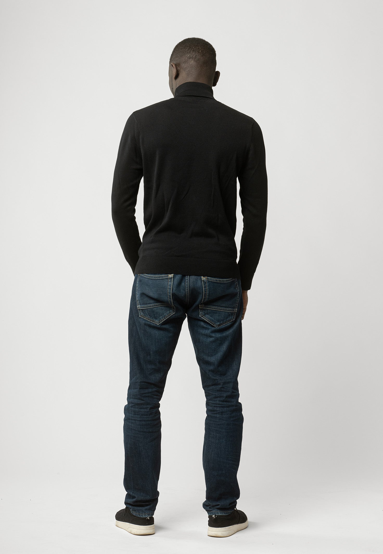 Kanja_Fine Knit Turtleneck Jumper_black_03.jpg