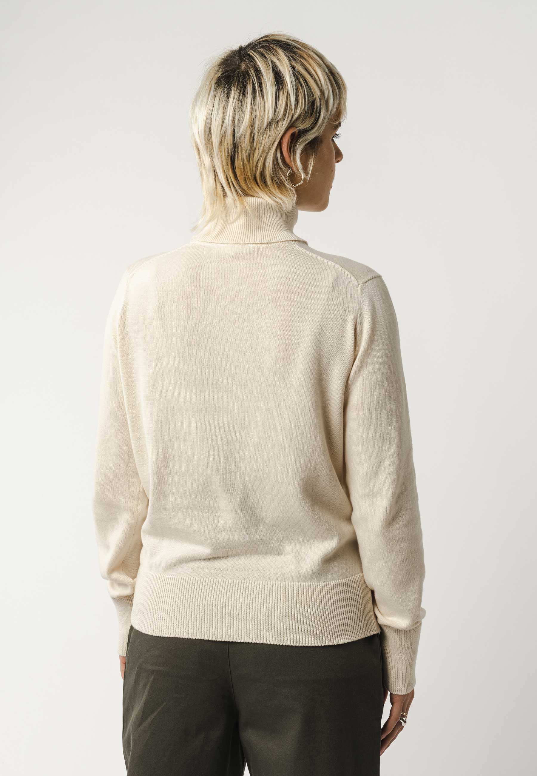 Mayura_Turtleneck-Knit-Jumper_cream_03.jpg